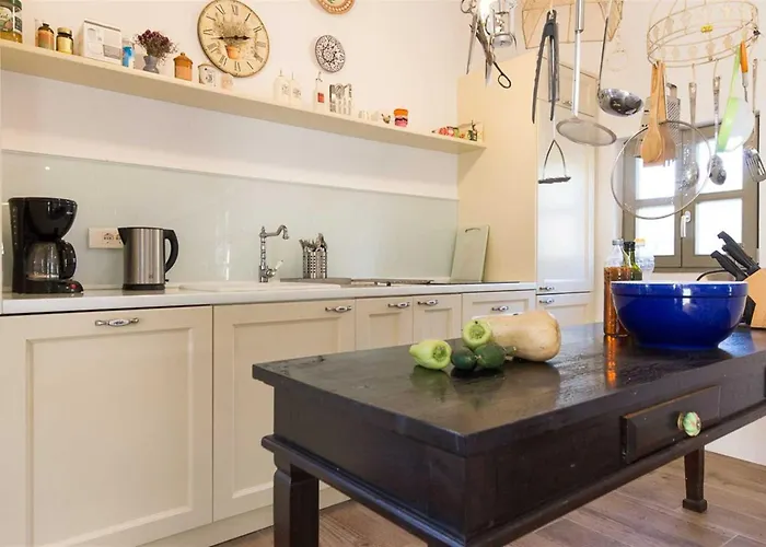 House Mint Ii With Full Privacy Bajcici